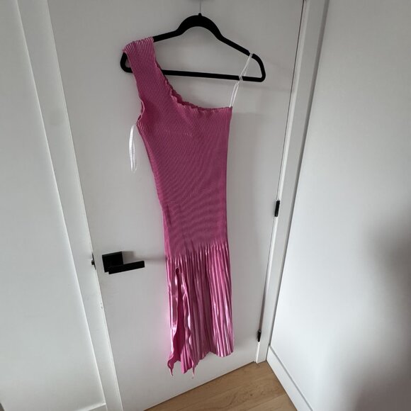 L'IDEE Soiree/GiGi One Shoulder Gown in Hot Pink Size 6 XSmall - Picture 4 of 4